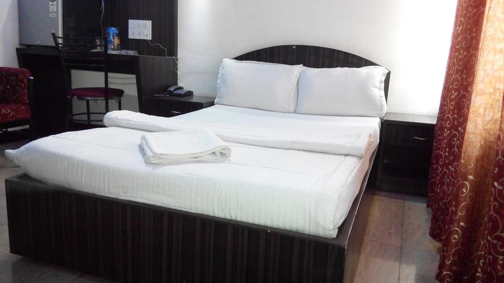 Hotel Richmond Residency Bangalore Room photo